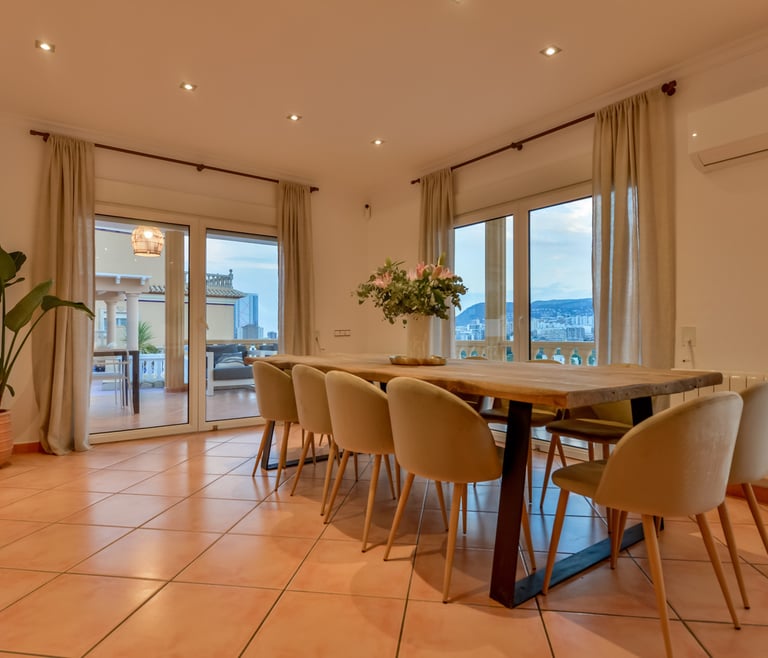 Alquiler de villa en Calpe BELLISSIMA 14 pax y piscina privada en Calpe - Salón