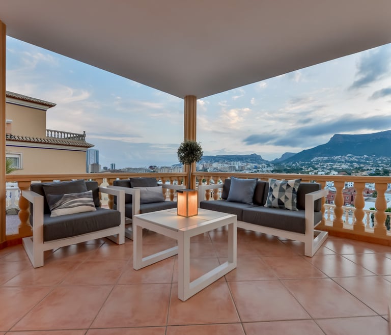 Alquiler de villa en Calpe BELLISSIMA 14 pax y piscina privada en Calpe - Terraza