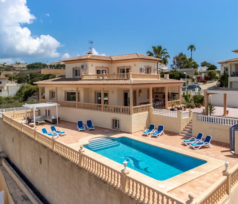 Alquiler de villa en Calpe BELLISSIMA 14 pax y piscina privada en Calpe - Planos de la vivienda