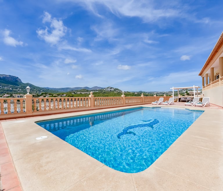 Alquiler de villa en Calpe BELLISSIMA 14 pax y piscina privada en Calpe - Piscina