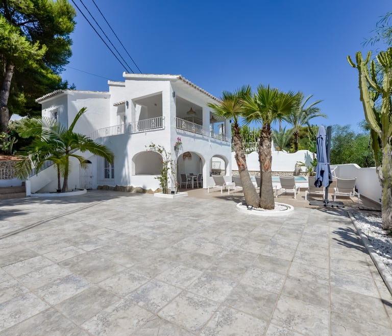 Villa à louer à Moraira, FLORIDA. à Moraira - Frontal