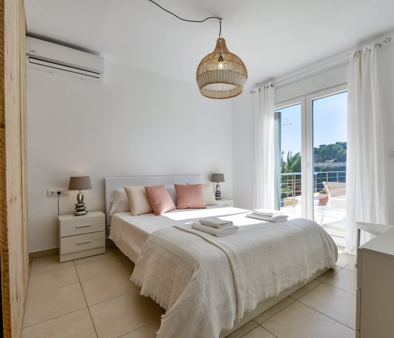 Ferienhaus in Benissa, AZUR. in Benissa - Zimmer