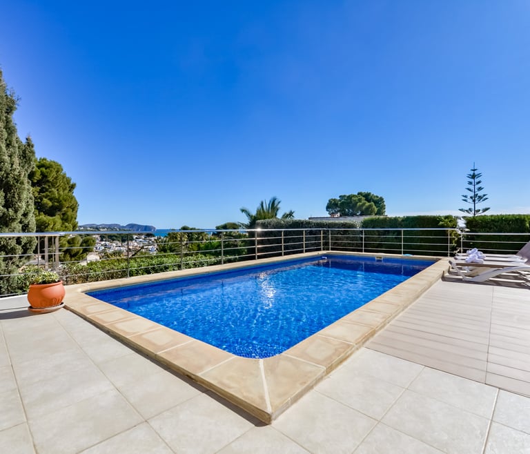 Ferienhaus in Benissa, AZUR. in Benissa - Schwimmbad