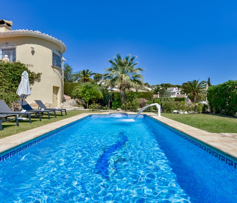 Alquiler de villa en Moraira, CLEO con Piscina Climatizada  en Moraira - Piscina
