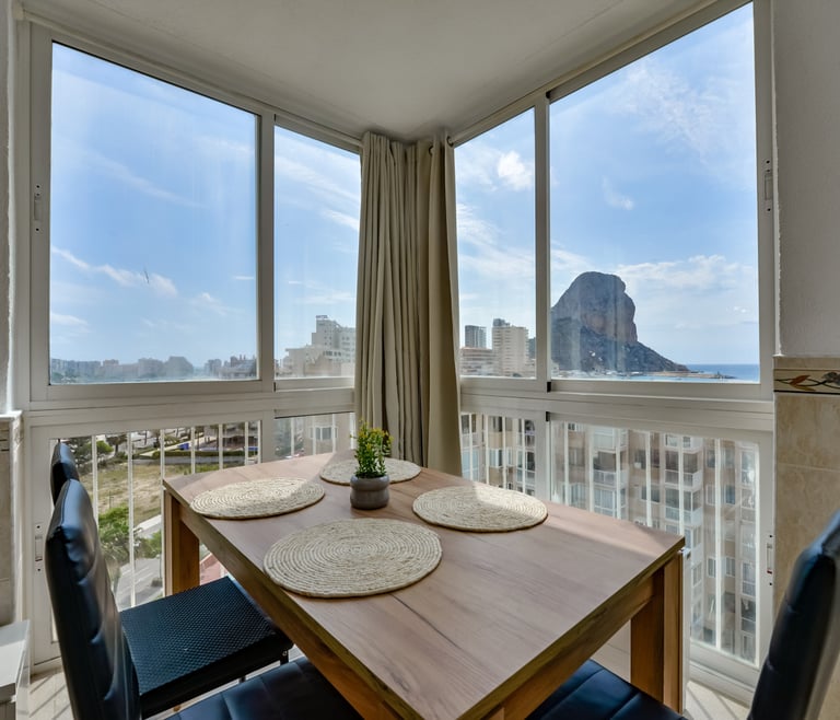 Appartement te huur in Calpe, REYNA en Calpe - Salon
