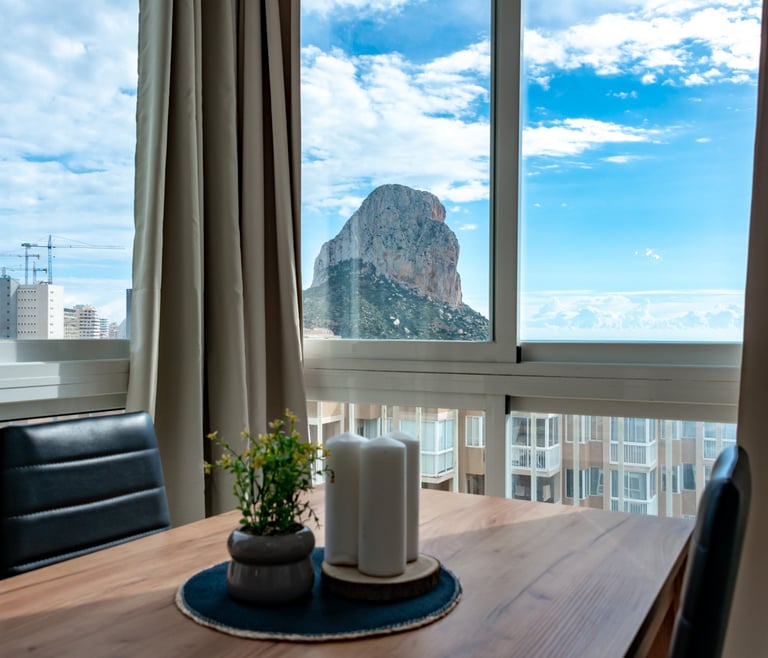 Appartement te huur in Calpe, REYNA en Calpe - Salon