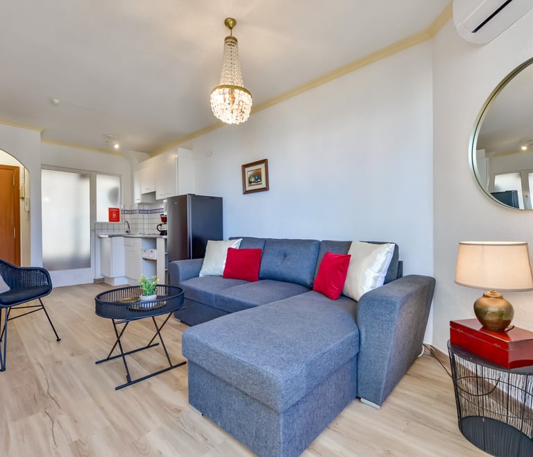 Appartement te huur in Calpe, REYNA en Calpe - Salon