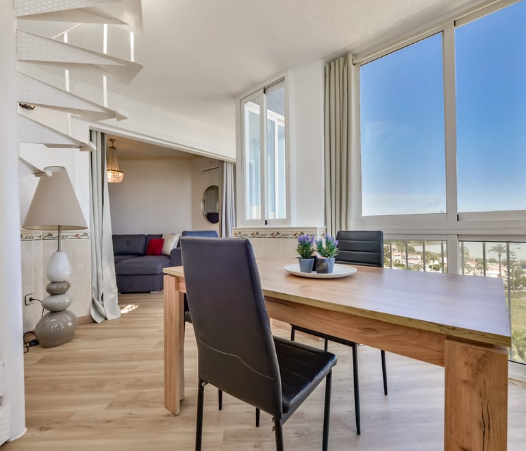 Appartement te huur in Calpe, REYNA en Calpe - Salon