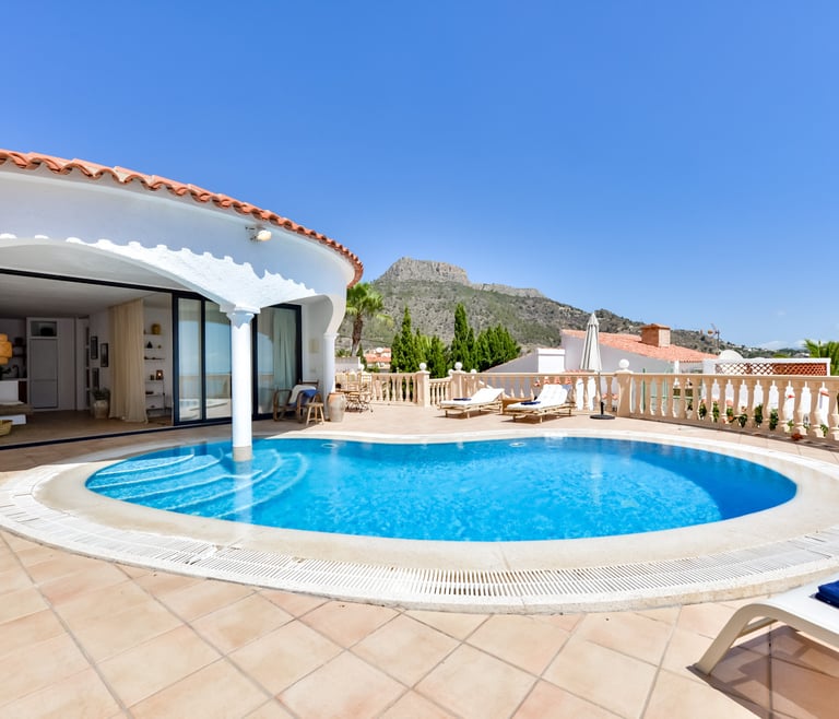Alquiler de villa en Calpe, ENCANTO en Calpe - Piscina