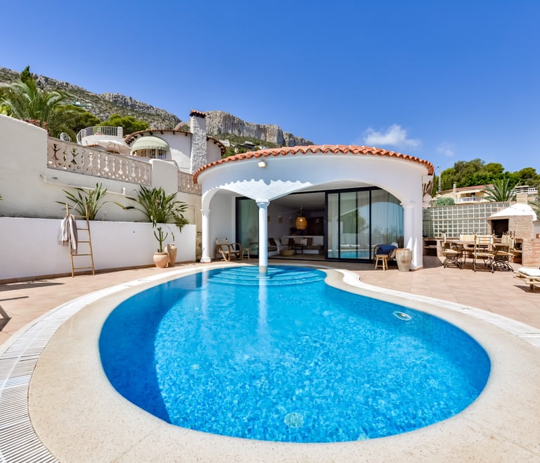 Alquiler de villa en Calpe, ENCANTO en Calpe - Piscina
