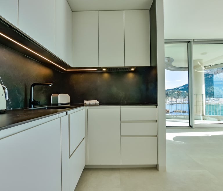 Vakantiewoning te huur bij de zee in Calpe, EVOLUTION en Calpe - Keuken