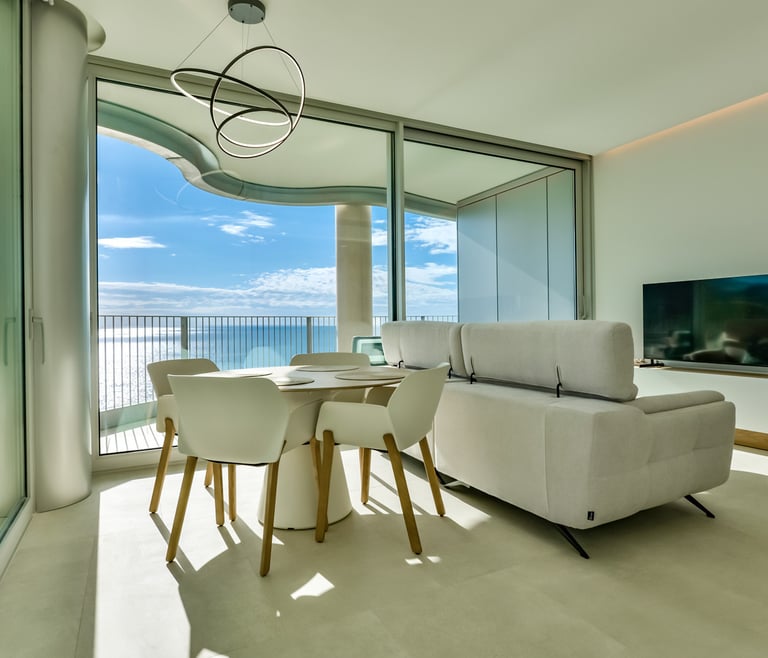 Vakantiewoning te huur bij de zee in Calpe, EVOLUTION en Calpe - Salon