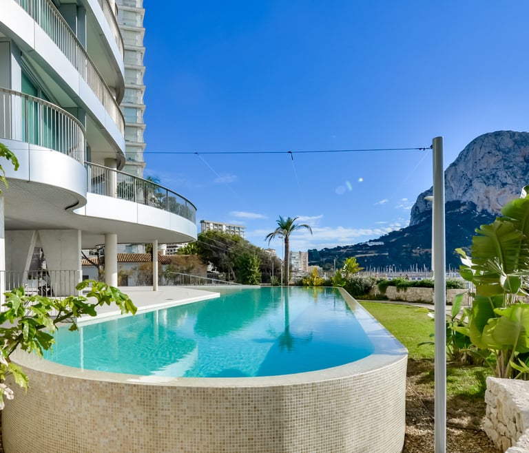 Vakantiewoning te huur bij de zee in Calpe, EVOLUTION en Calpe - Zwembad