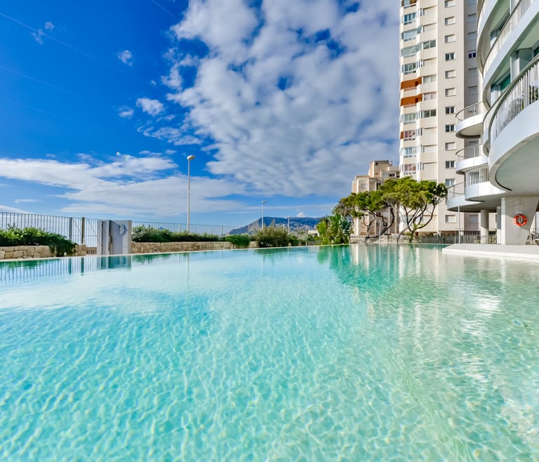 Vakantiewoning te huur bij de zee in Calpe, EVOLUTION en Calpe - Zwembad