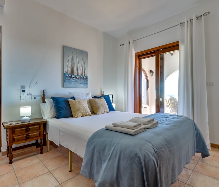 Alquiler de villa en Moraira, MIMOSA en Moraira - Habitaciones