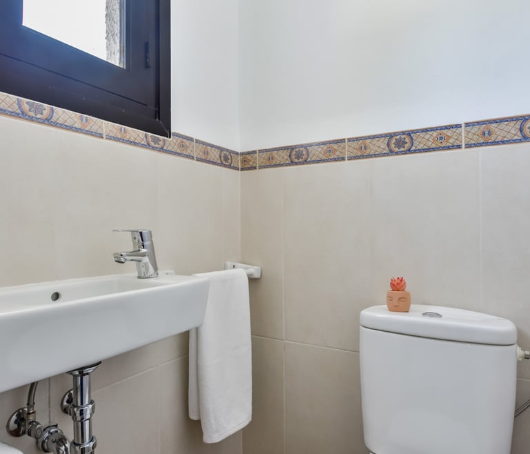 Villa te huur Benissa HELGA en Benissa - Badkamer