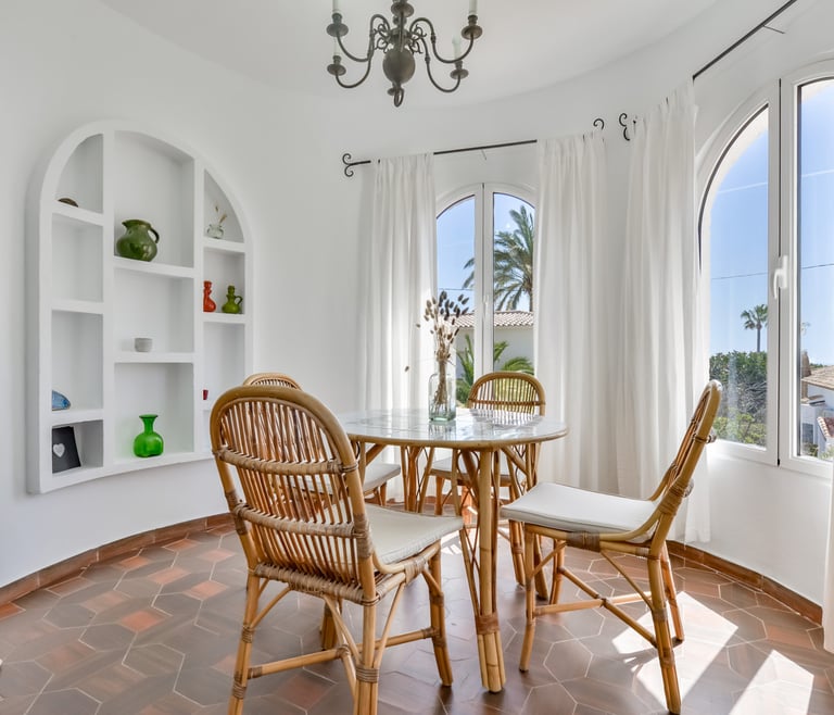 Villa te huur Benissa HELGA en Benissa - Eetkamer
