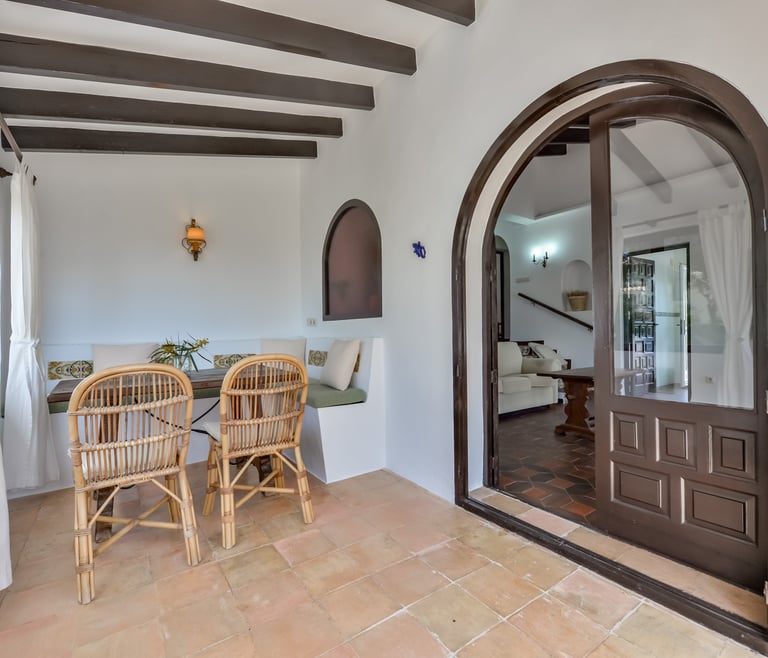 Villa te huur Benissa HELGA en Benissa - Eetkamer