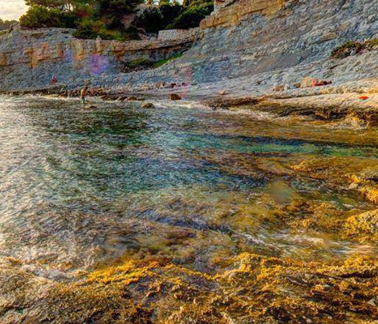 Cala Cap Blanc